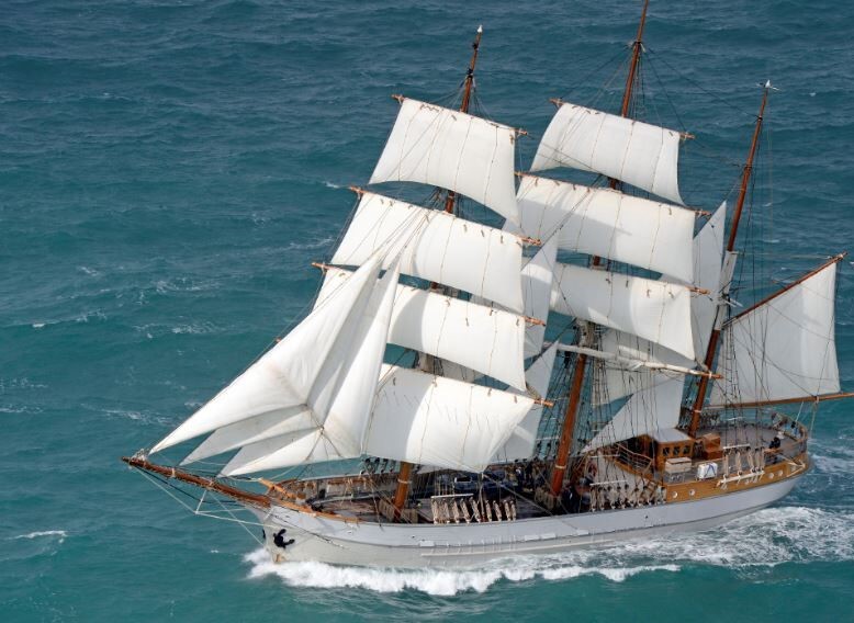 The magnificent three-masted barque Le Français will be present at Fécamp Grand'Escale 2022 