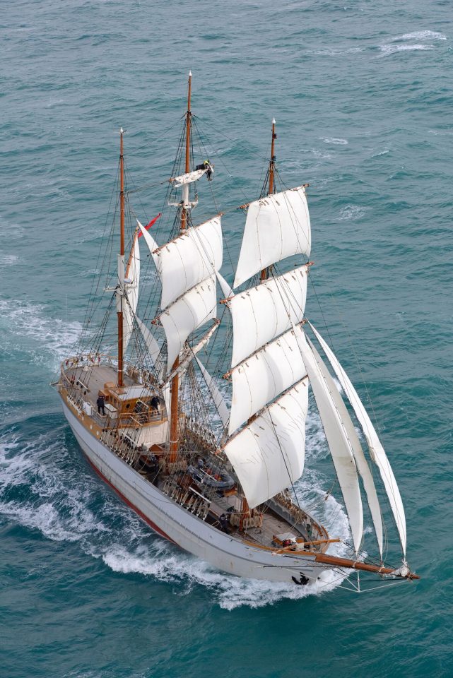 The magnificent three-masted barque Le Français will be present at Fécamp Grand'Escale 2022 